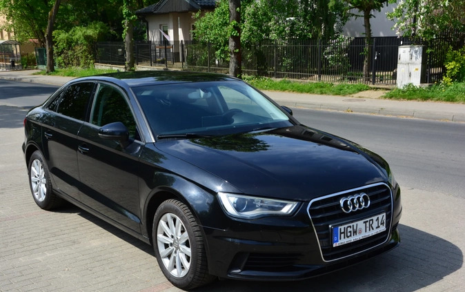 Audi A3 cena 58500 przebieg: 220000, rok produkcji 2014 z Łobez małe 631